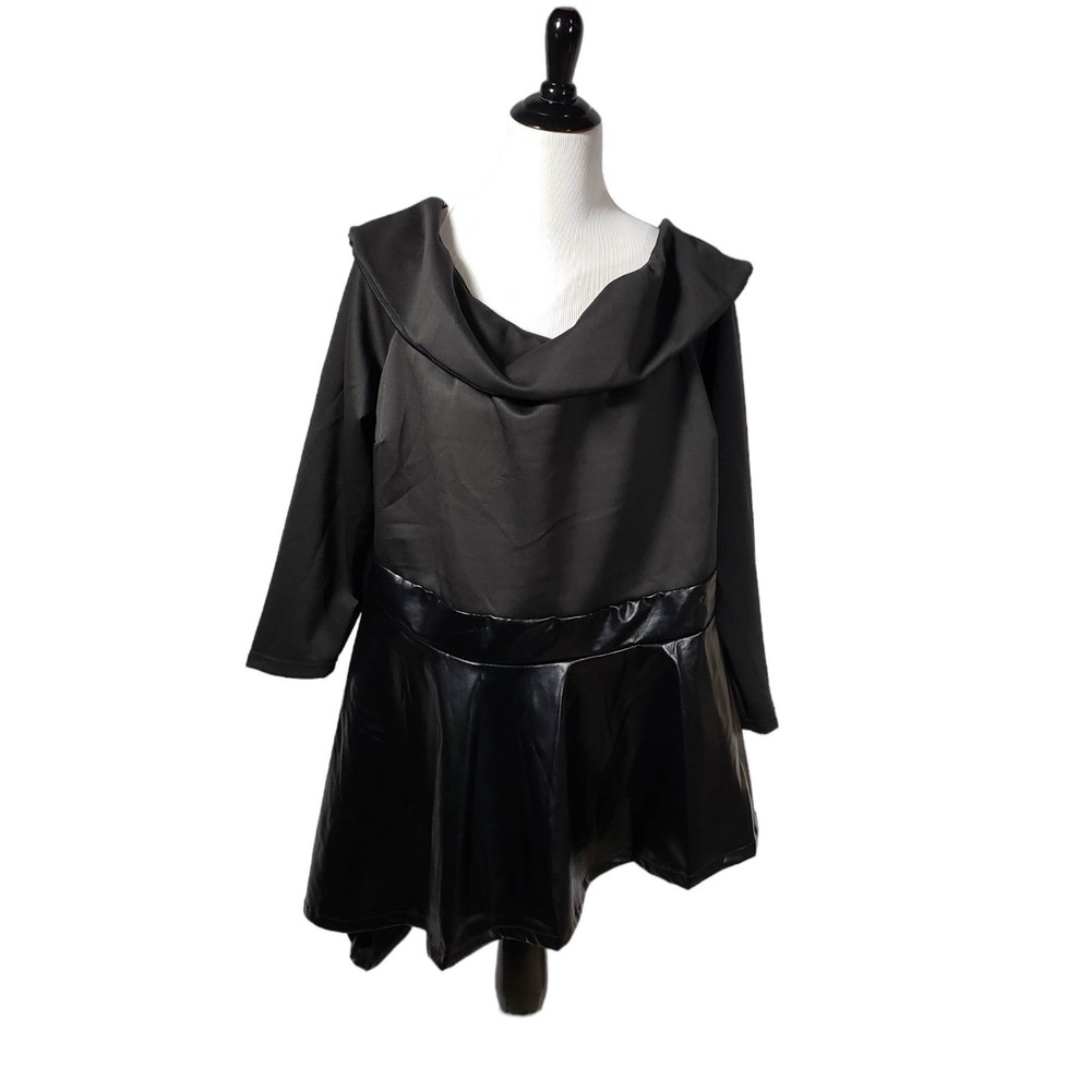 Ashley Stewart Women's Plus 22/24 Black Polyurethane Polyester Stretch Top NWT